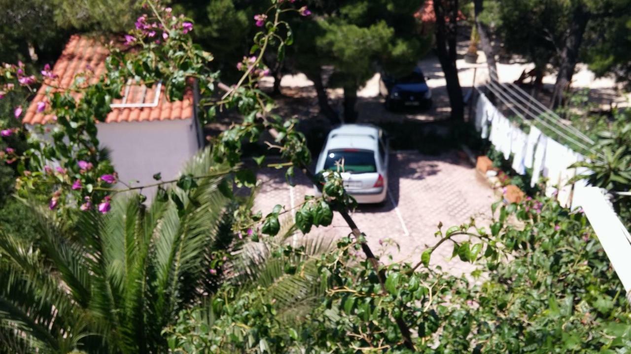 Apartments Bilo Near Primošten Exterior foto